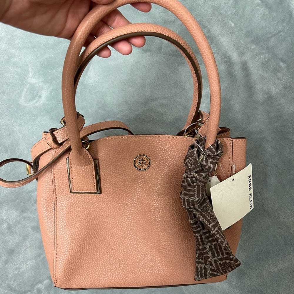 ANNE KLEIN Light Pink Tote Purse 💗